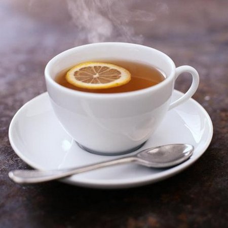 Выпей после мороза чай с малиной